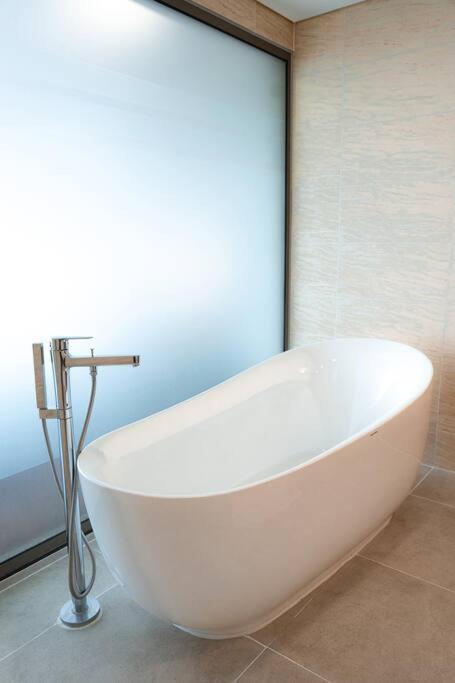 1Br - 1 Sofa Bed Luxurious 5-Stars Resort Phuc Yen Екстер'єр фото